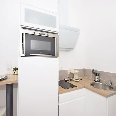 Ferienwohnung HYPER CENTRE VALENCIENNES - WIFI - TERRASSE - TRAMWAY - leRelaisdOdile2 Exterior foto