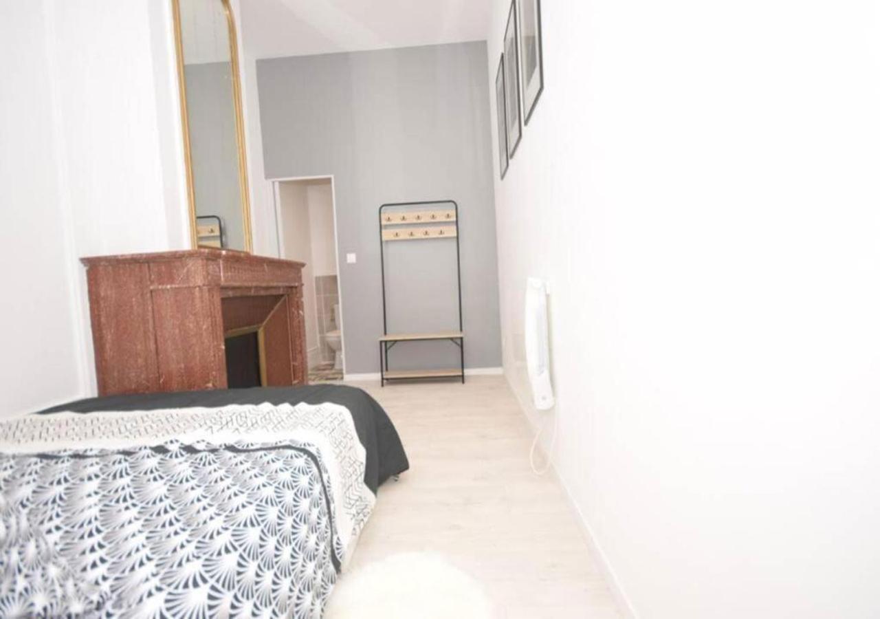 Hyper Centre - Wifi - Terrasse - Tramway - Lerelaisdodile2 Apartment Valenciennes